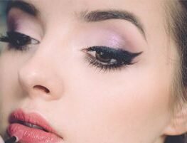 Home makeup girldoingmakeup free img.jpg