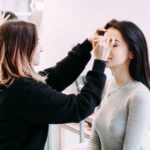 Depilación de cejas