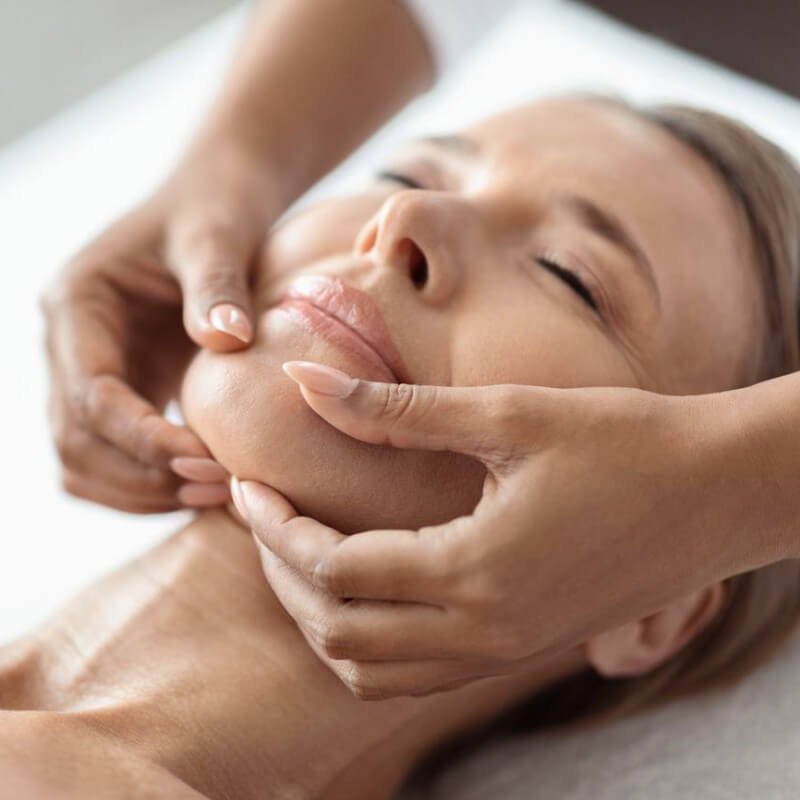 Auora Beauty Salon Gallery Squrare Image 014