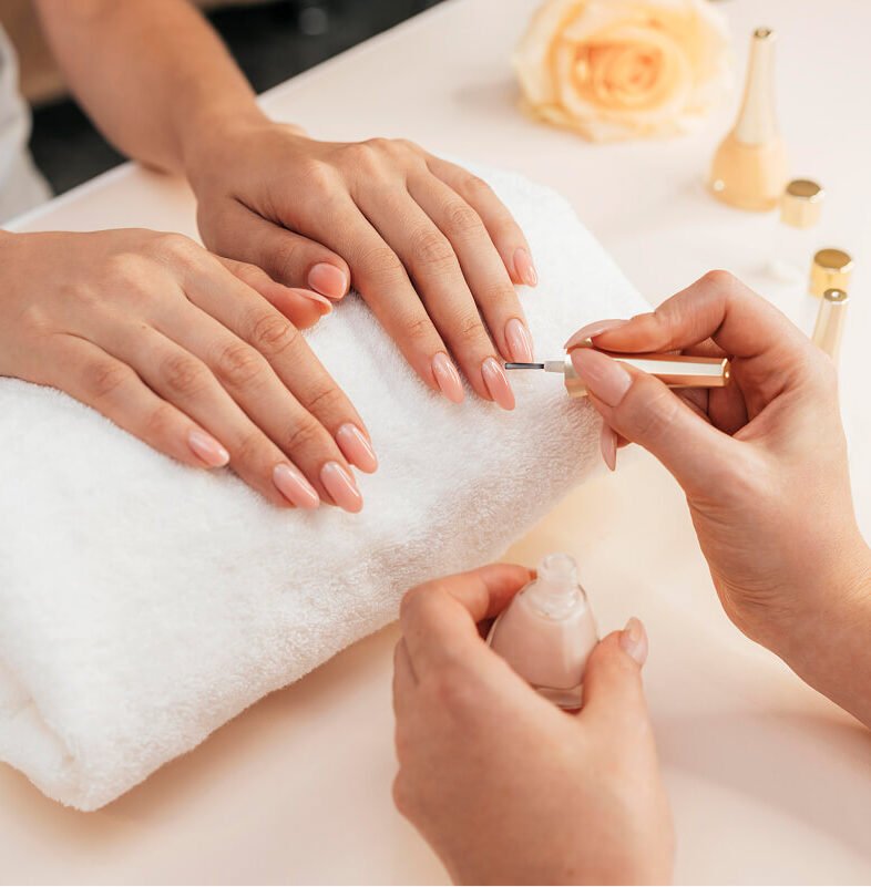 healthy beautiful manicure manicurist 1